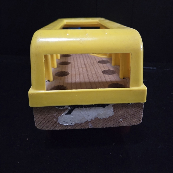 Vintage Fisher-Price Little People Yellow Bus With Many Play People - Picture 10 of 12